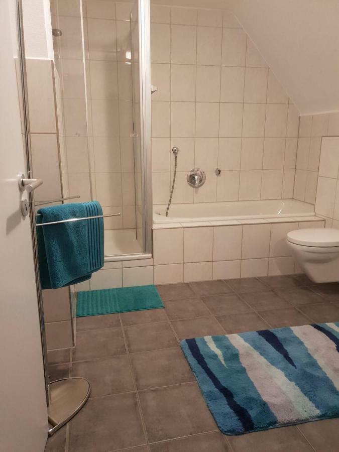 Gemütliches Zimmer mit eigenem Bad/WC/Küche Kassel Exterior foto